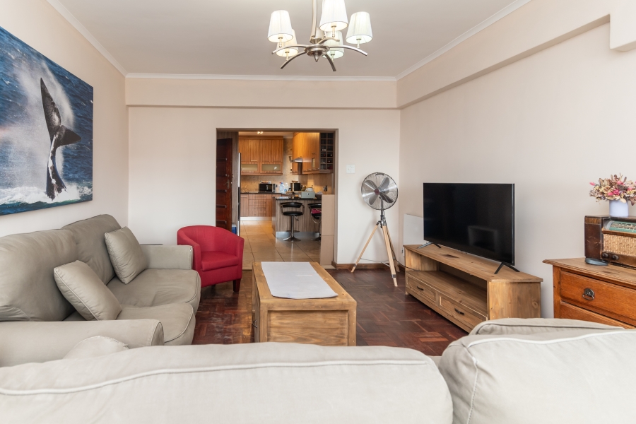 To Let 3 Bedroom Property for Rent in Green Point Western Cape